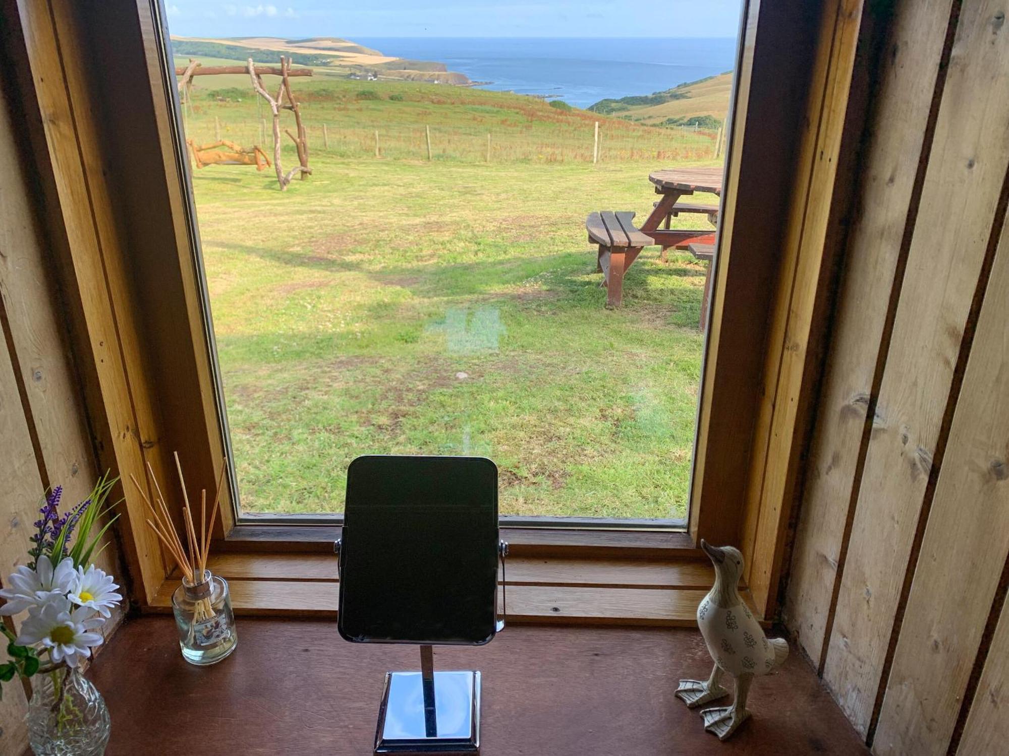 Mains Of Auchmedden Cottage Pennan Kültér fotó